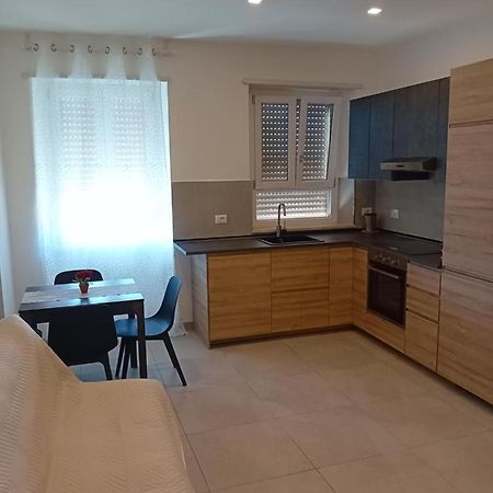 Alessya Delux Apartment ลาดิสโปลี ภายนอก รูปภาพ