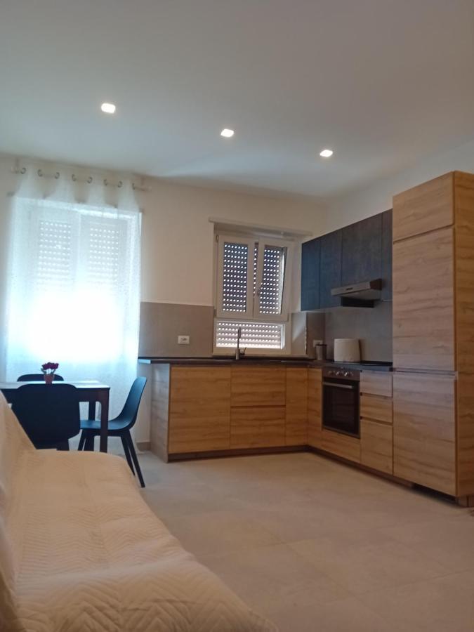 Alessya Delux Apartment ลาดิสโปลี ภายนอก รูปภาพ